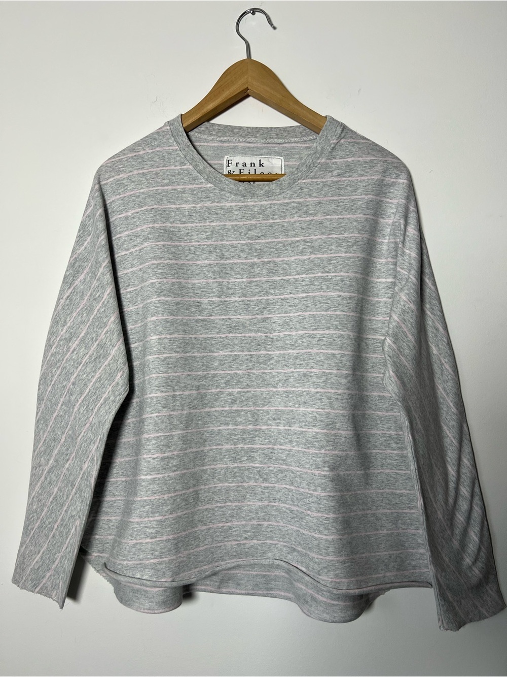 Frank & Eileen Tee Lab Heritage Soft Stretch Jersey Gray Pink Stripe Coastal